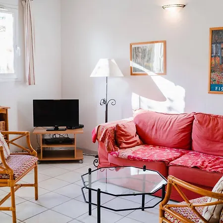 Moderne Avec Jardin Et Terrasse, 2 + Mezzanine, Proche - - Fr-1-409-102 Villa